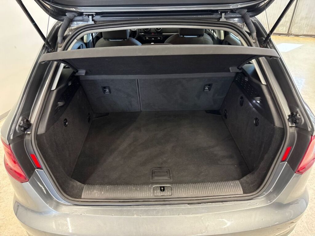 Audi A3 2015 Harmaa