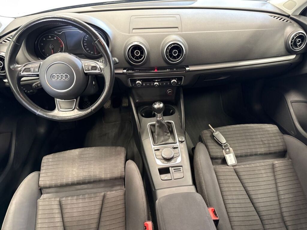 Audi A3 2015 Harmaa
