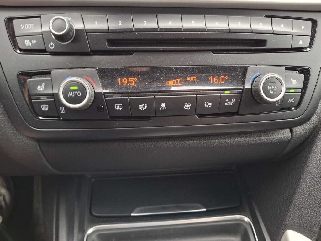 BMW 320 2015 Harmaa