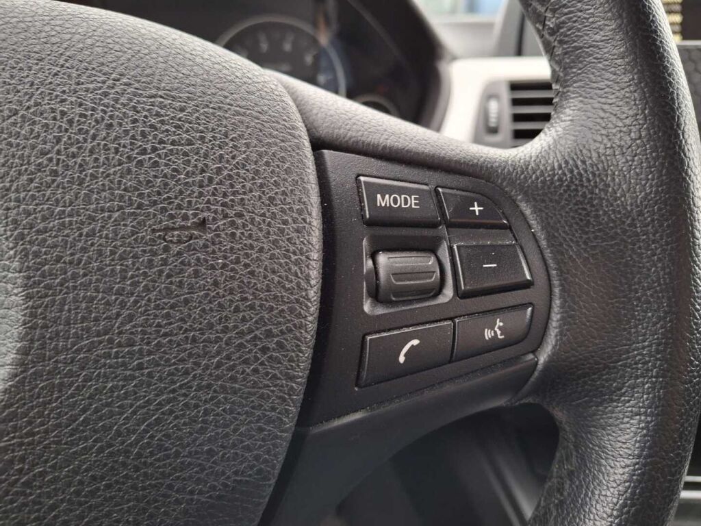 BMW 320 2015 Harmaa
