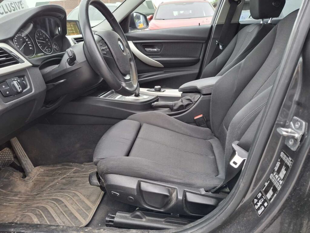 BMW 320 2015 Harmaa