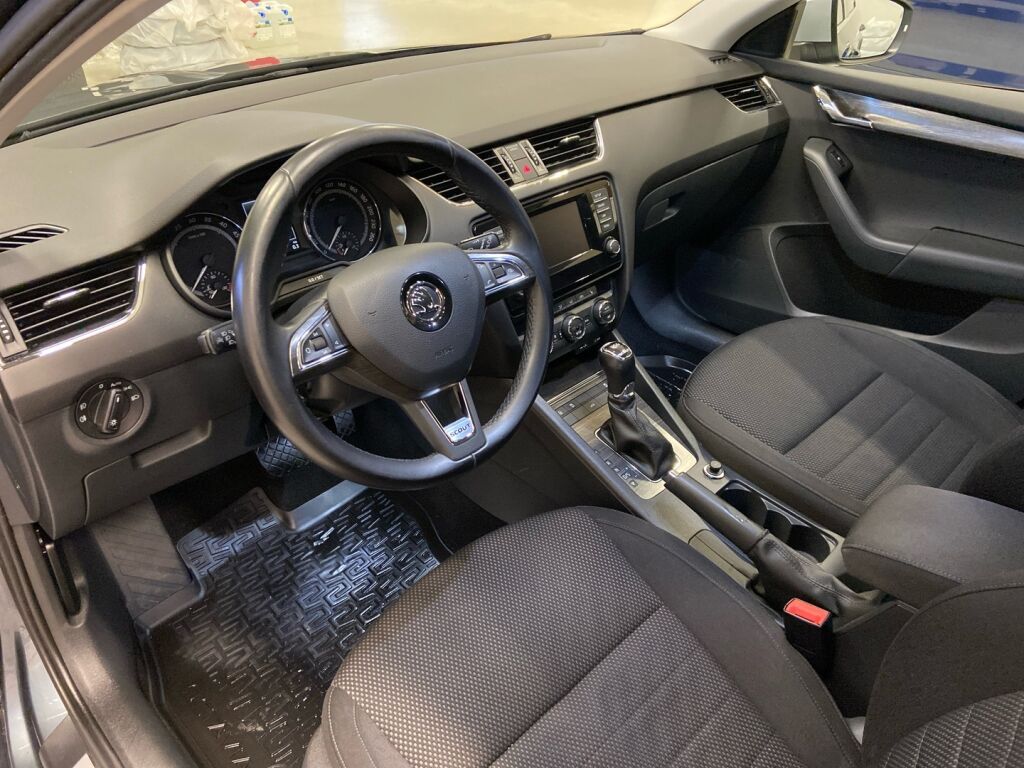 Skoda Octavia 2015 Harmaa