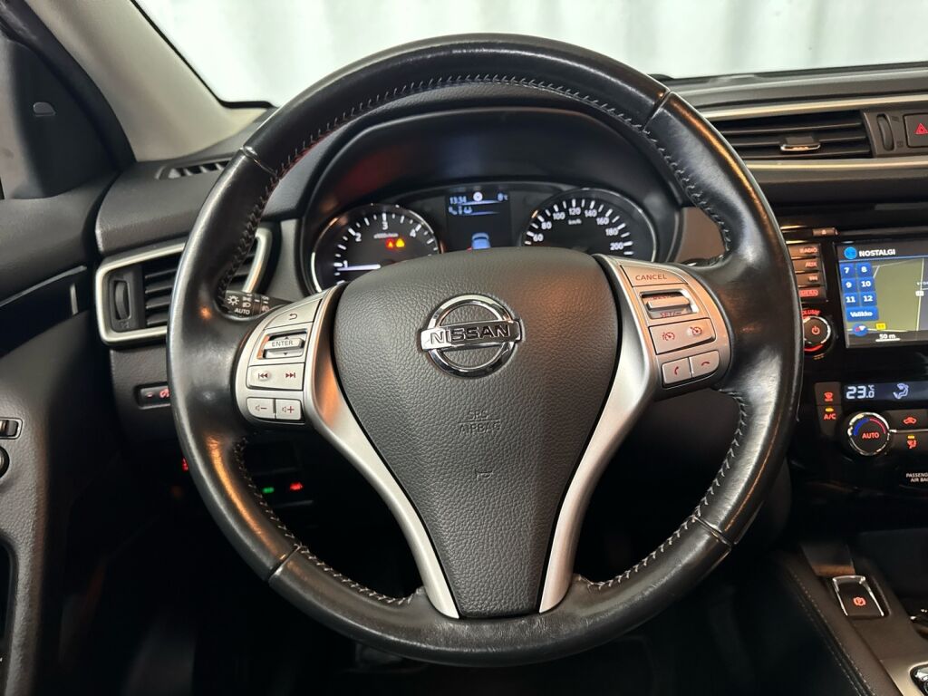 Nissan Qashqai 2015 Ruskea (beige)