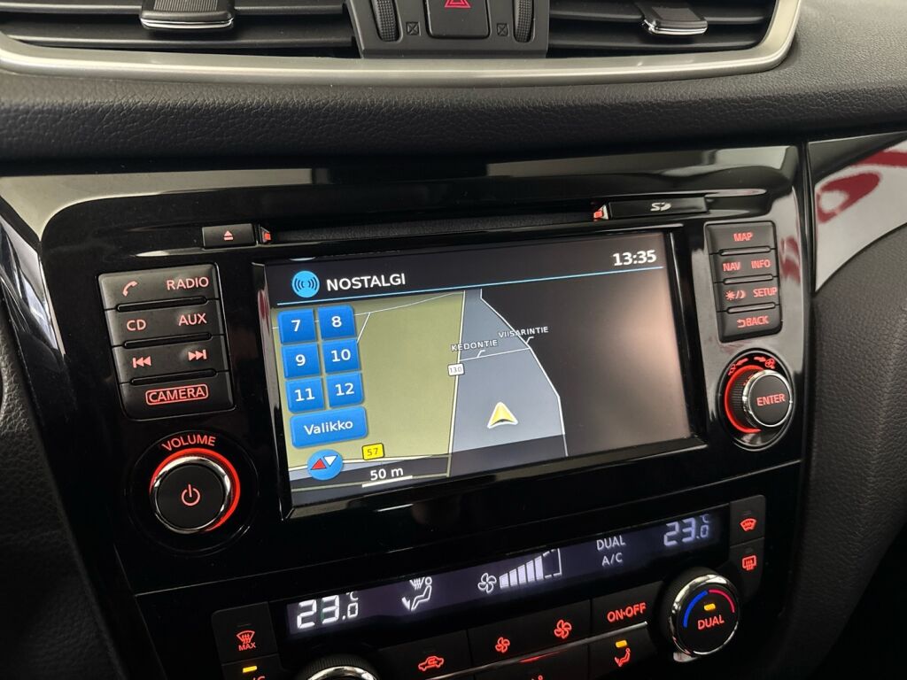 Nissan Qashqai 2015 Ruskea (beige)