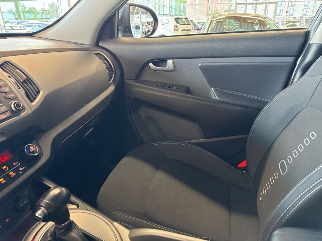 Kia Sportage 2015 Metallinhohto Harmaa
