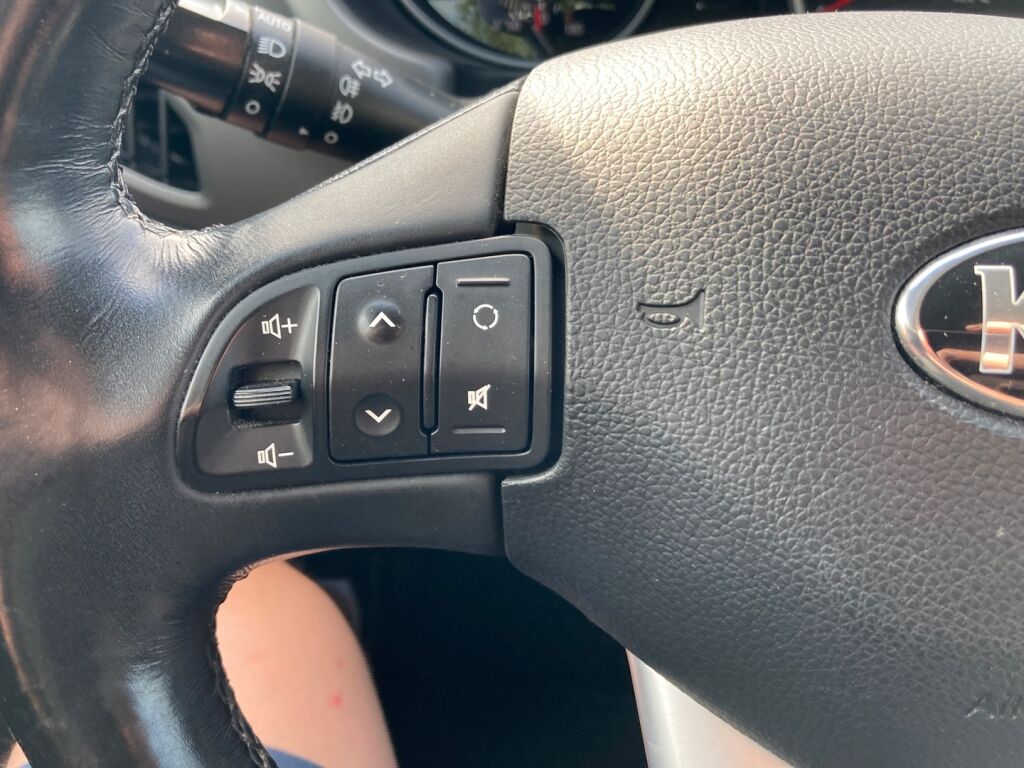 Kia Sportage 2015 Metallinhohto Harmaa