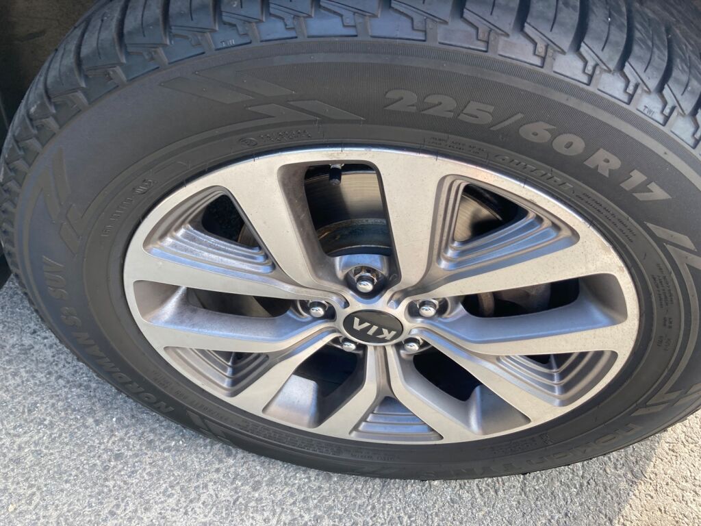 Kia Sportage 2015 Metallinhohto Harmaa