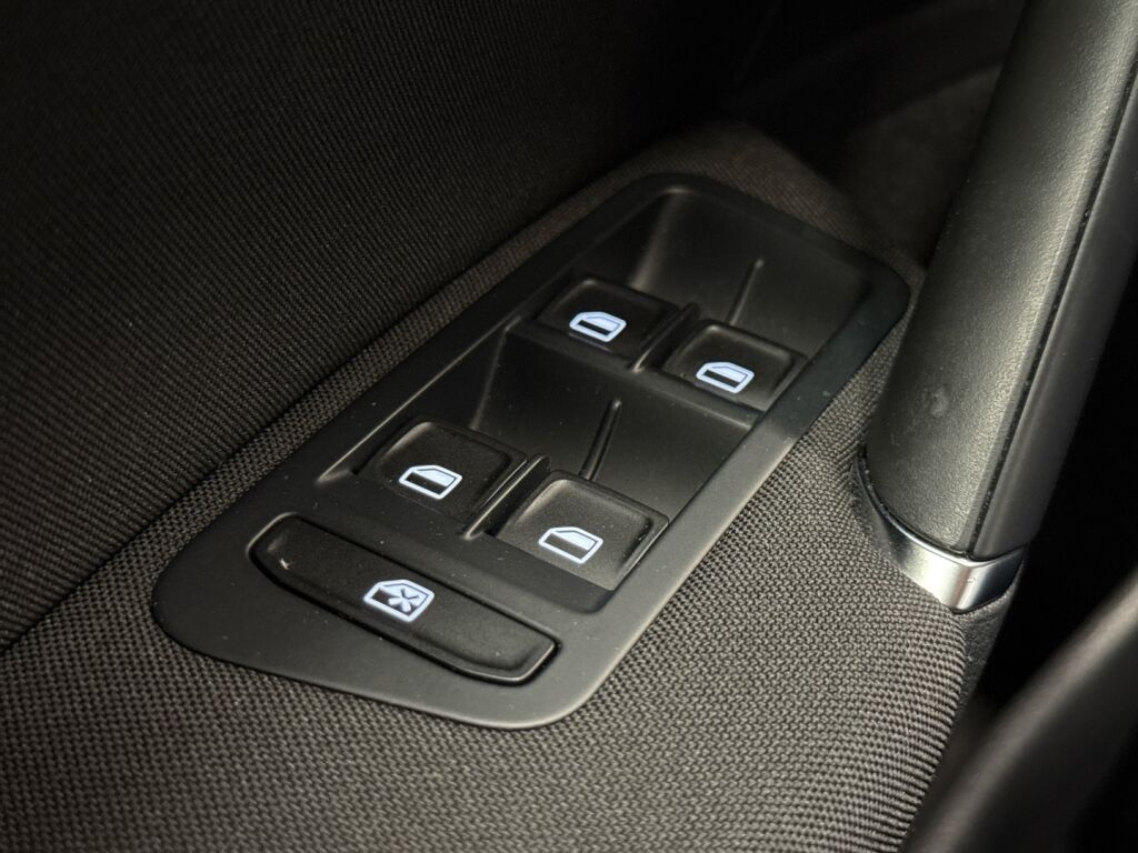 Volkswagen Golf 2015 Sininen