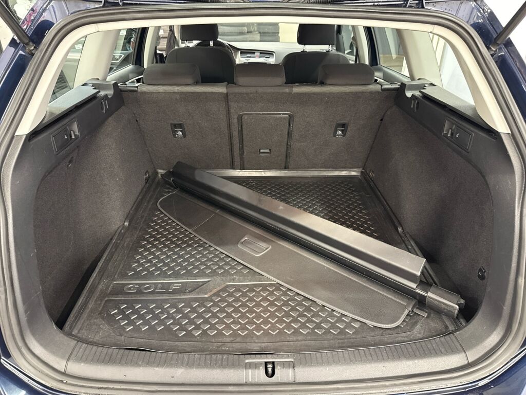 Volkswagen Golf 2015 Sininen