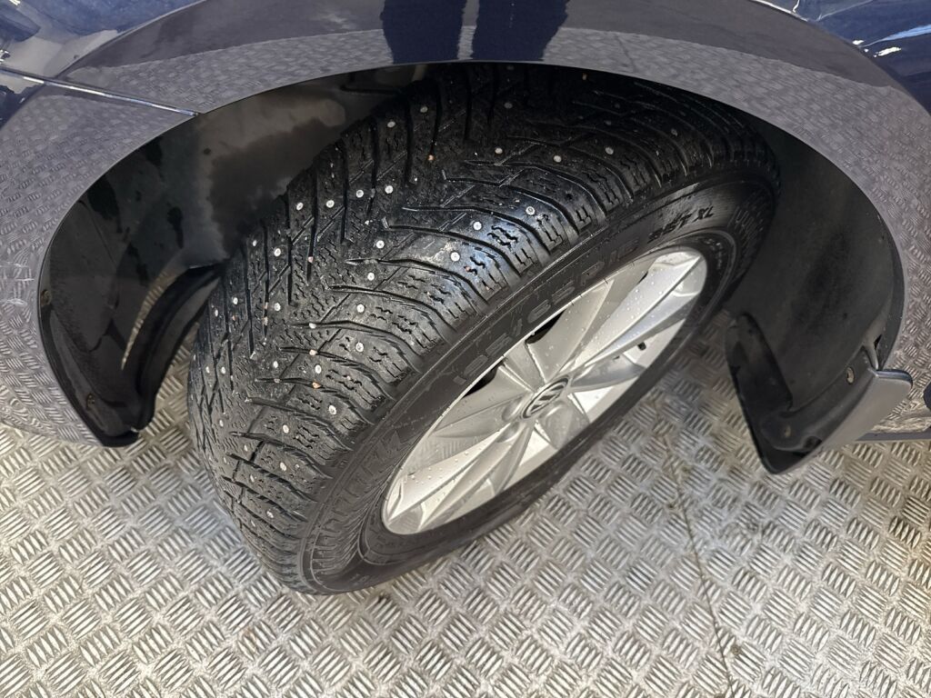 Volkswagen Golf 2015 Sininen