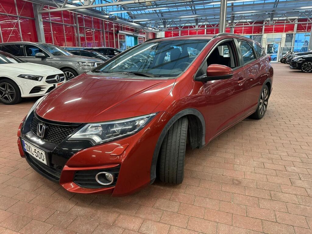 Honda Civic 2015 Punainen