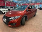 Honda Civic 2015 Punainen