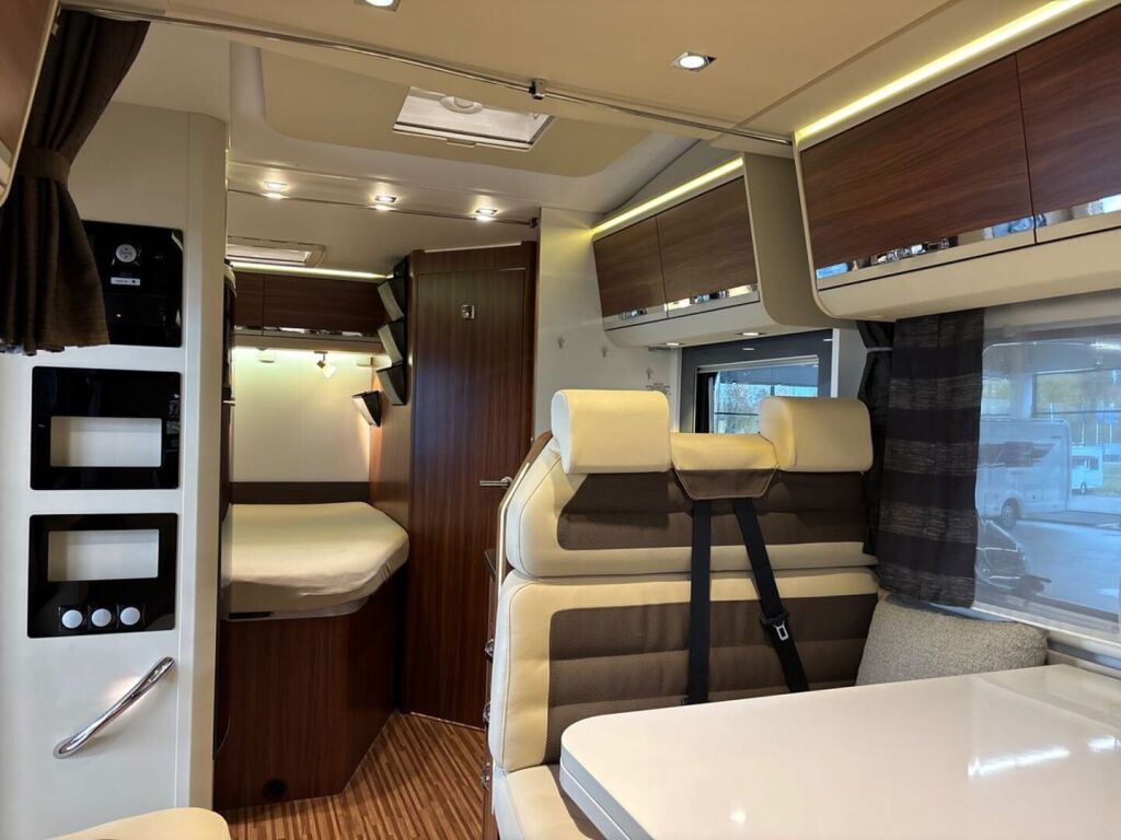 Adria MATRIX M 650 SF 2015 Harmaa