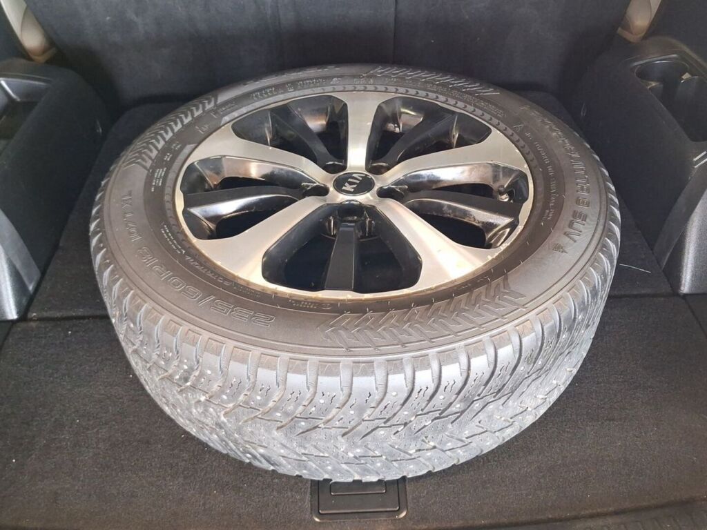 Kia Sorento 2015 Harmaa