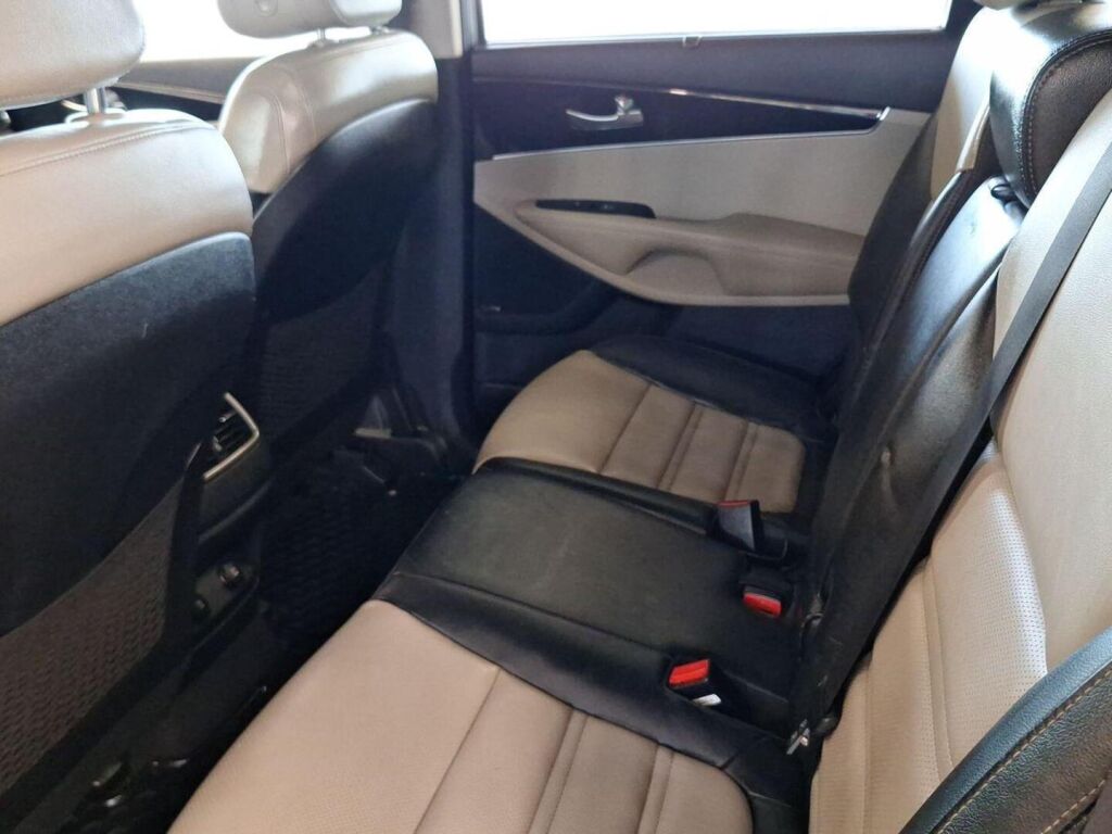 Kia Sorento 2015 Harmaa