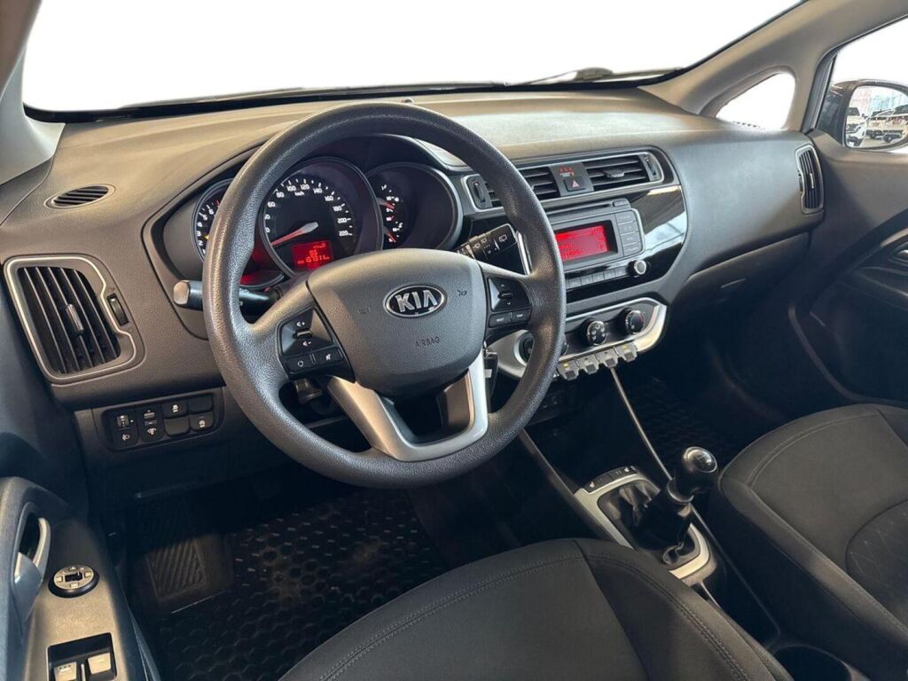 Kia Rio 2015 Harmaa