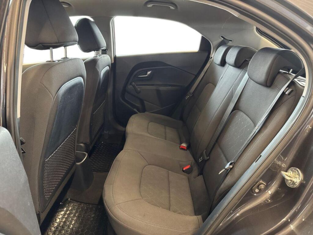 Kia Rio 2015 Harmaa