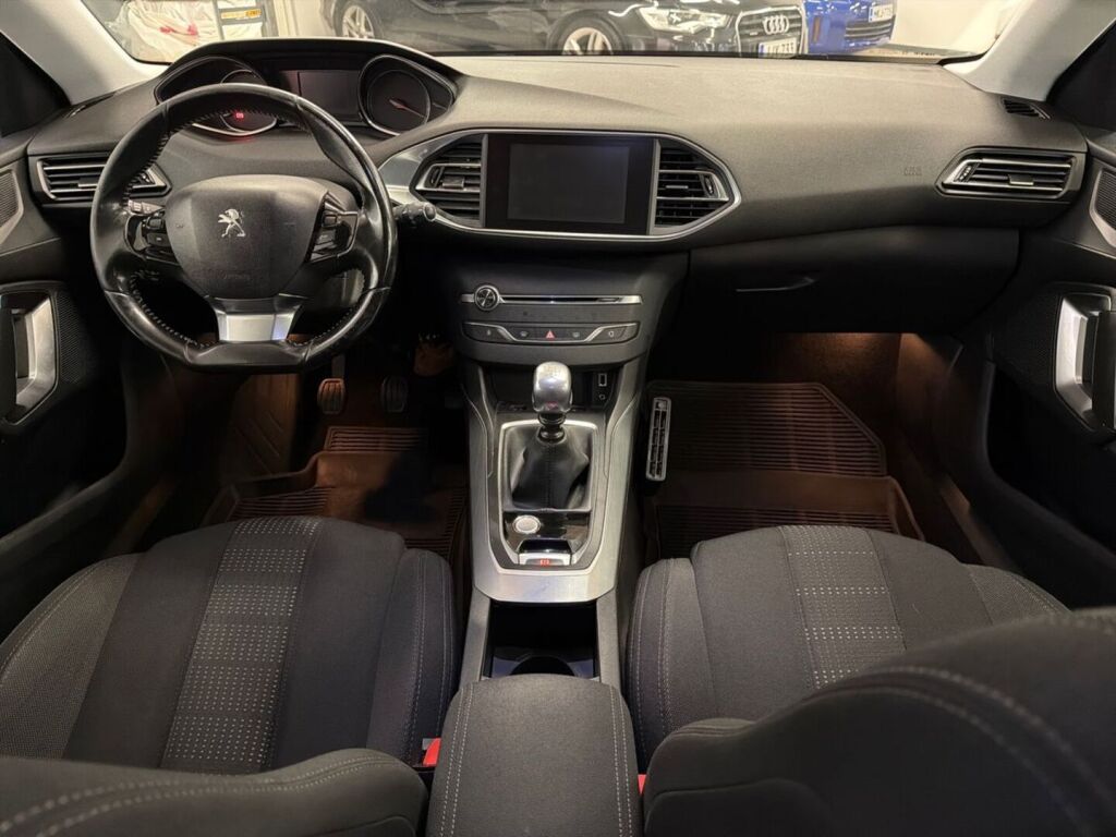 Peugeot 308 2015 Harmaa