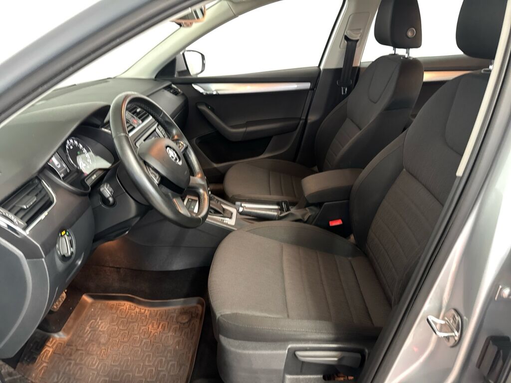 Skoda Octavia 2015 Hopea