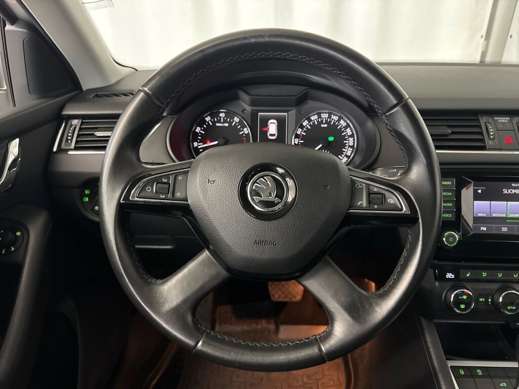 Skoda Octavia 2015 Hopea