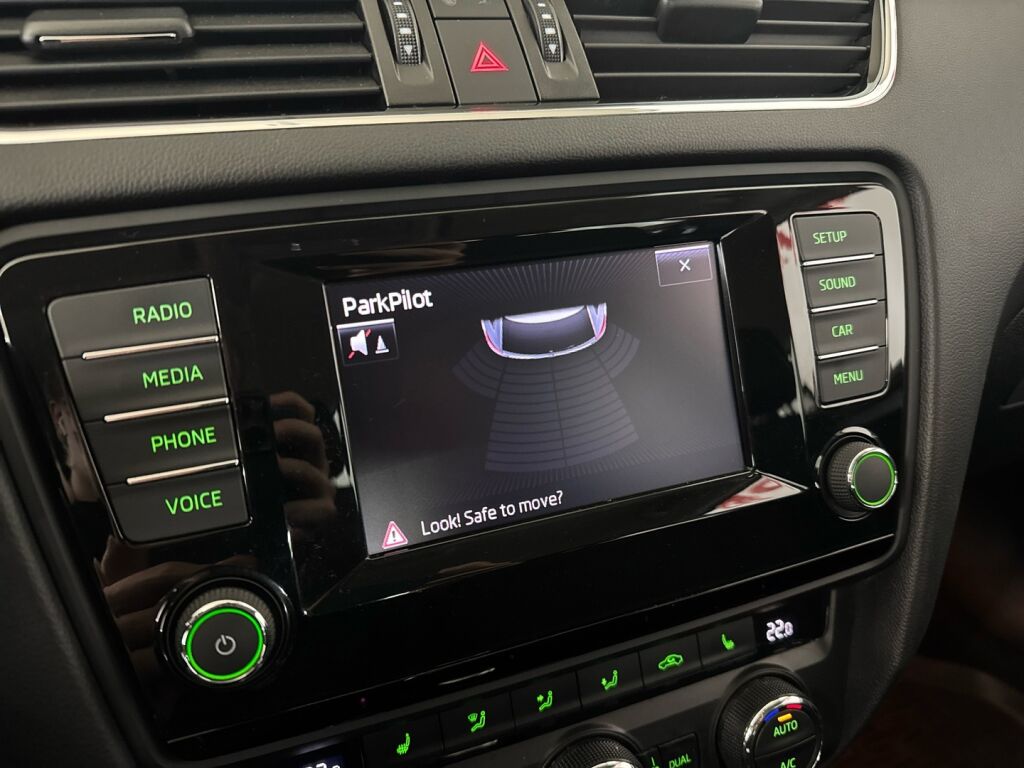 Skoda Octavia 2015 Hopea