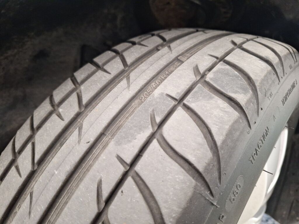 Renault Captur 2015 Musta