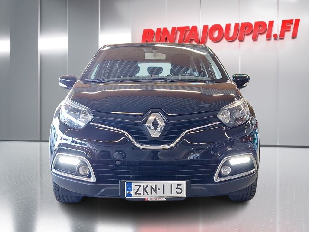 Renault Captur 2015 Musta