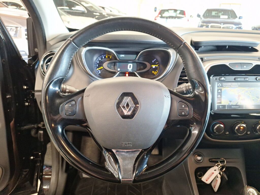Renault Captur 2015 Musta