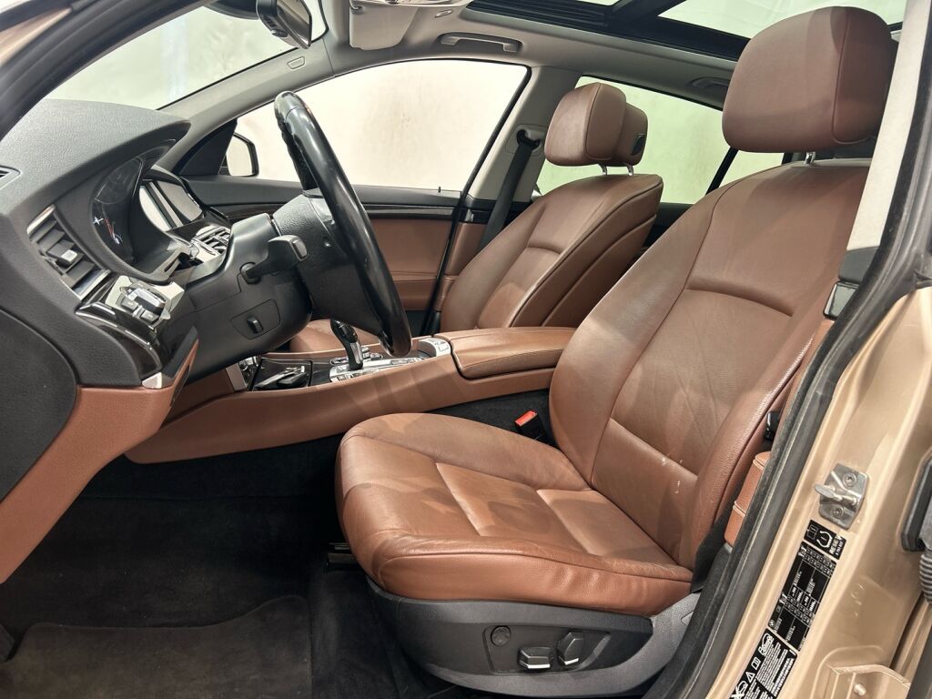 BMW 530 GRAN TURISMO 2011 Met. Ruskea (beige)