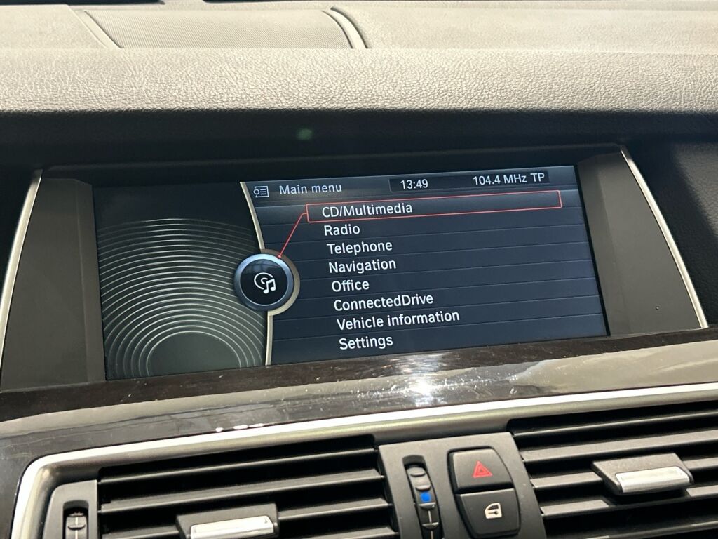 BMW 530 GRAN TURISMO 2011 Met. Ruskea (beige)