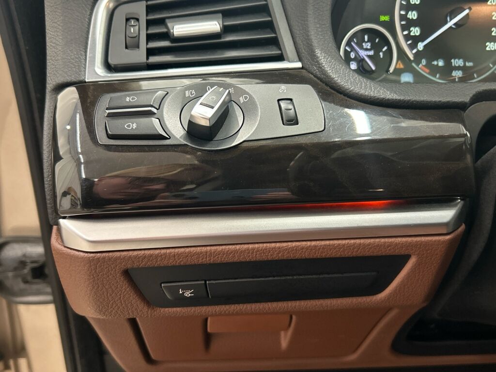 BMW 530 GRAN TURISMO 2011 Met. Ruskea (beige)