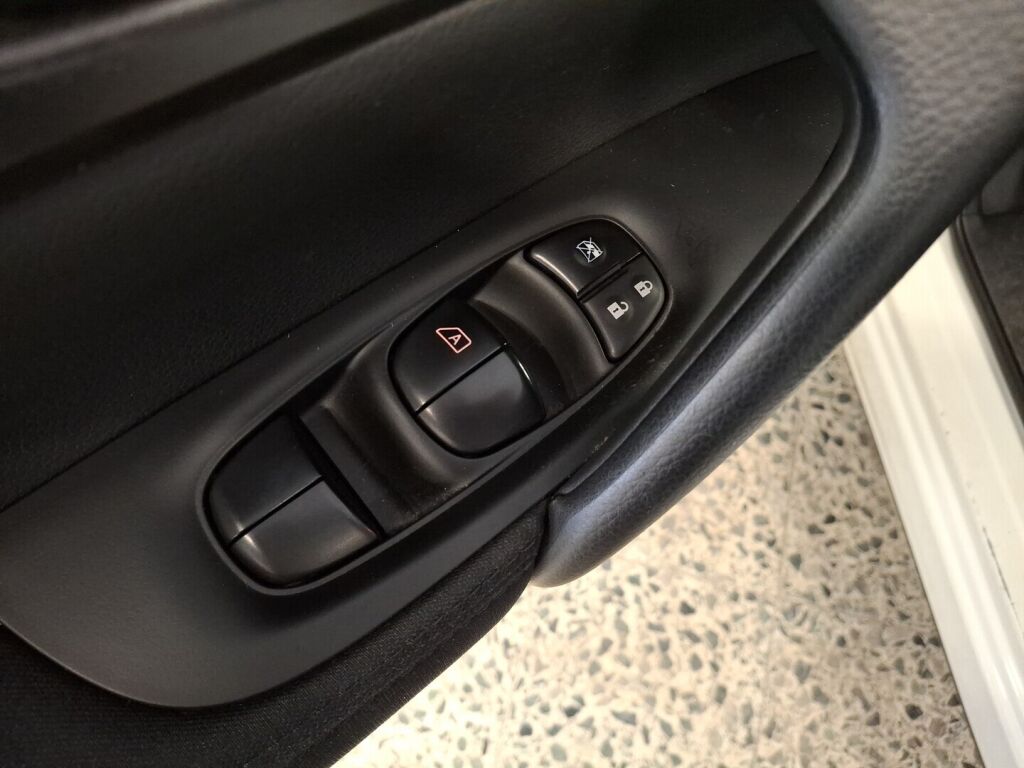 Nissan Qashqai 2015 Valkoinen