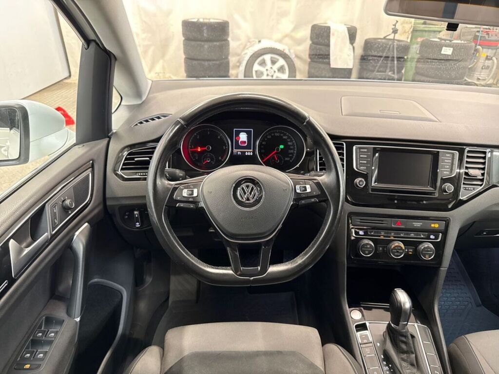Volkswagen Golf Sportsvan 2015 Valkoinen