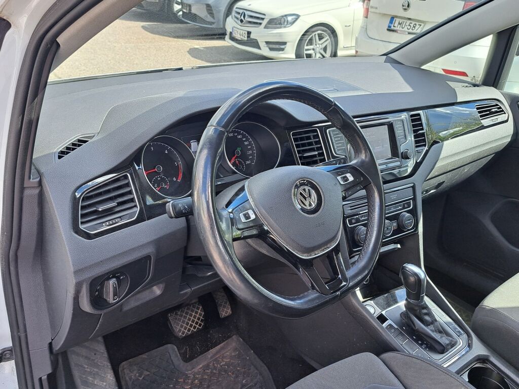 Volkswagen Golf Sportsvan 2015 Valkoinen