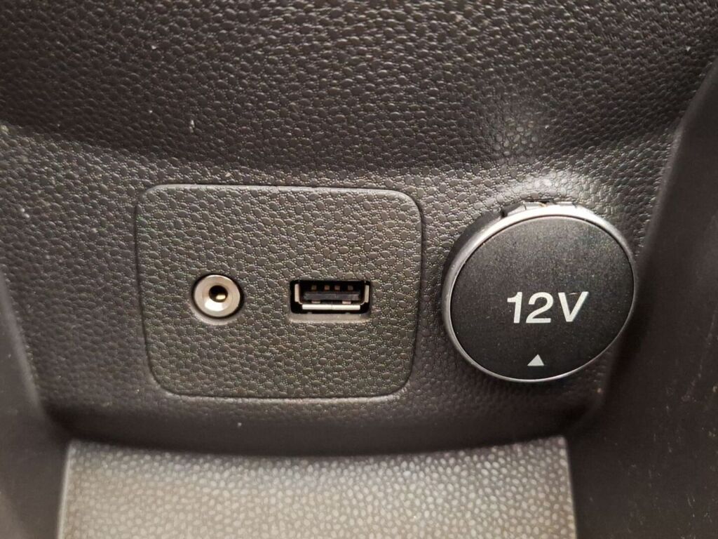 Ford Fiesta 2015 Sininen