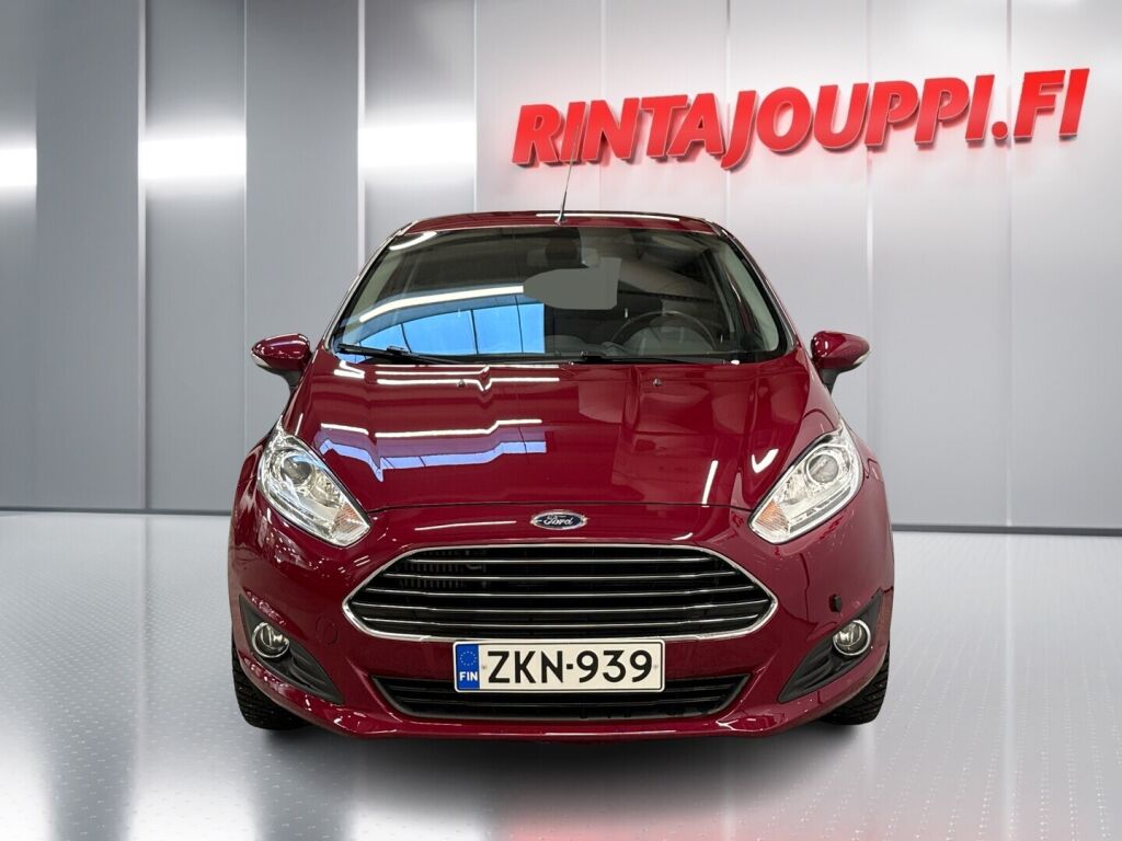 Ford Fiesta 2015 Punainen