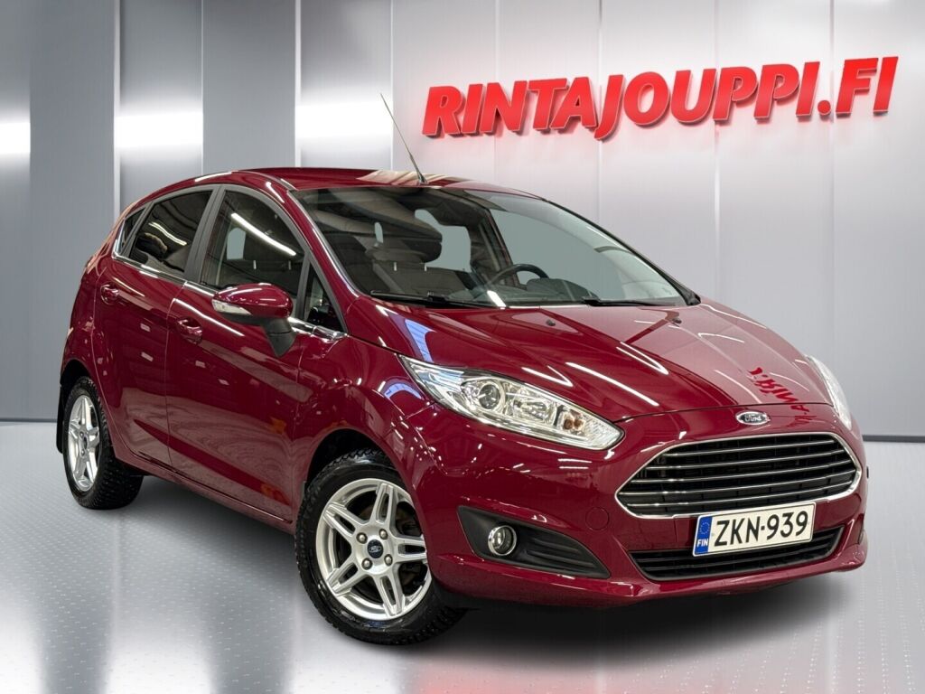 Ford Fiesta 2015 Punainen