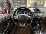 Ford Fiesta 2015 Punainen