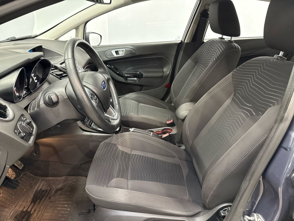 Ford Fiesta 2015 Harmaa