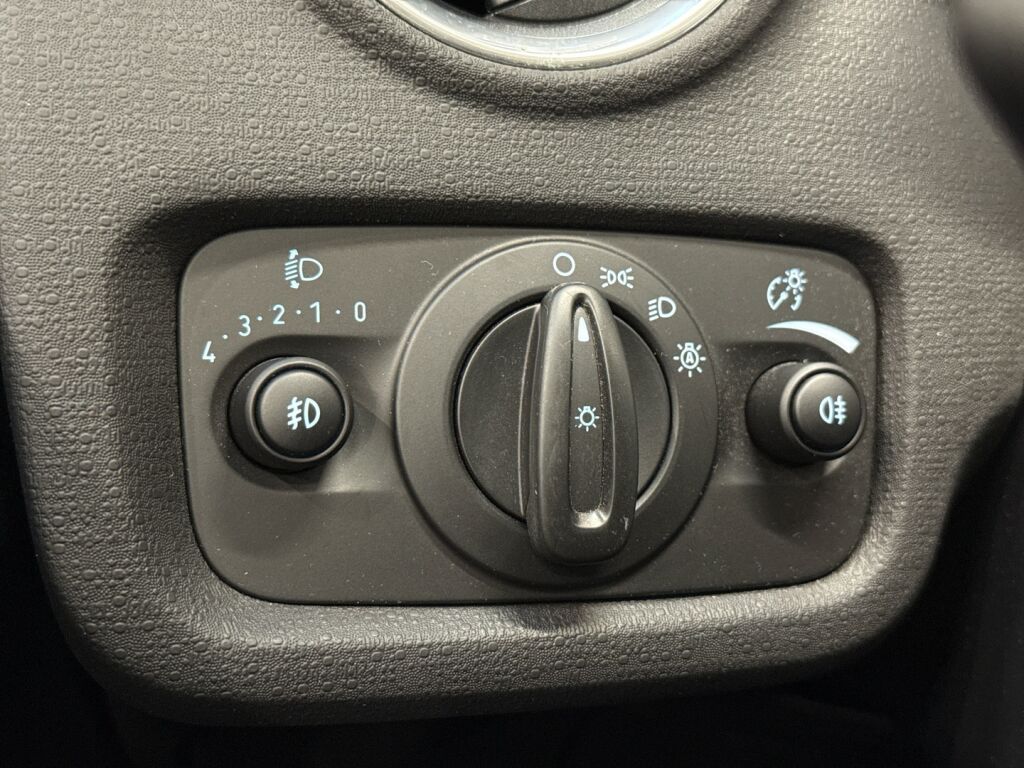 Ford Fiesta 2015 Harmaa