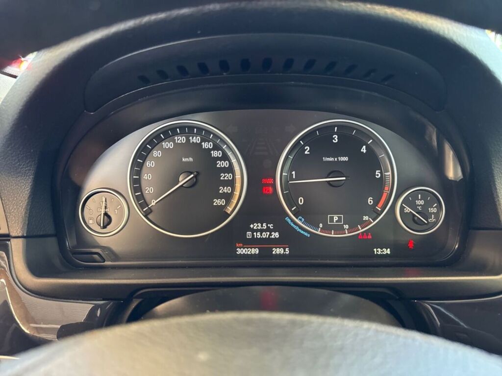 BMW 518 2015 Valkoinen