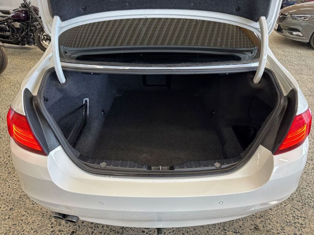 BMW 520 2015 Valkoinen