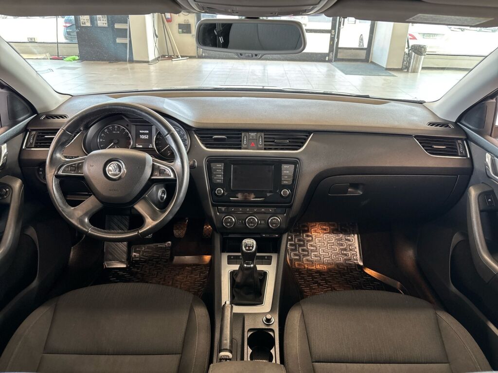 Skoda Octavia 2015 Hopea