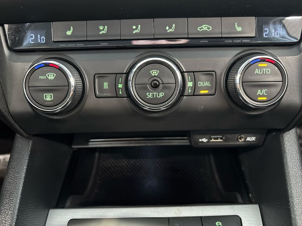 Skoda Octavia 2015 Hopea