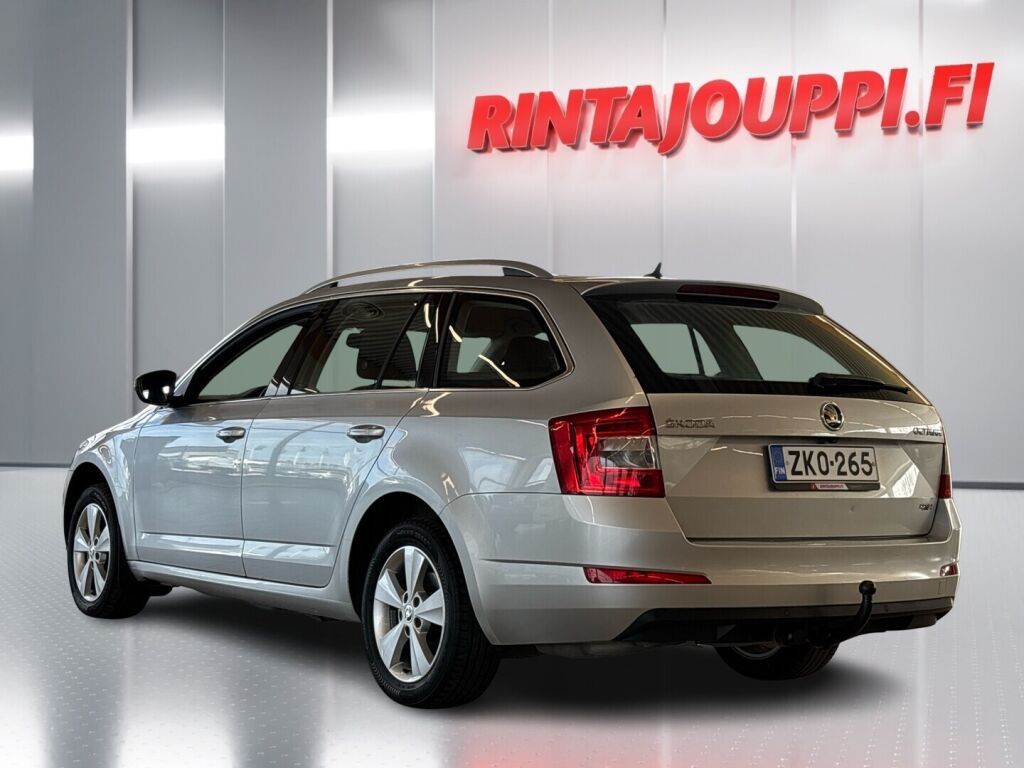 Skoda Octavia 2015 Hopea