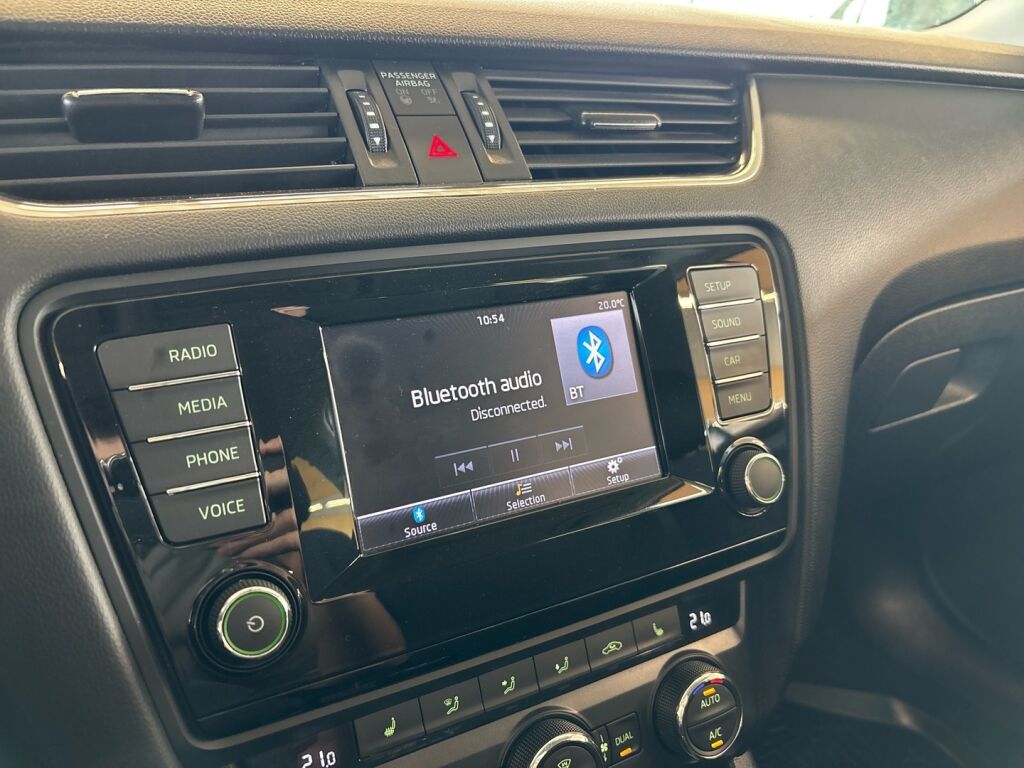 Skoda Octavia 2015 Hopea