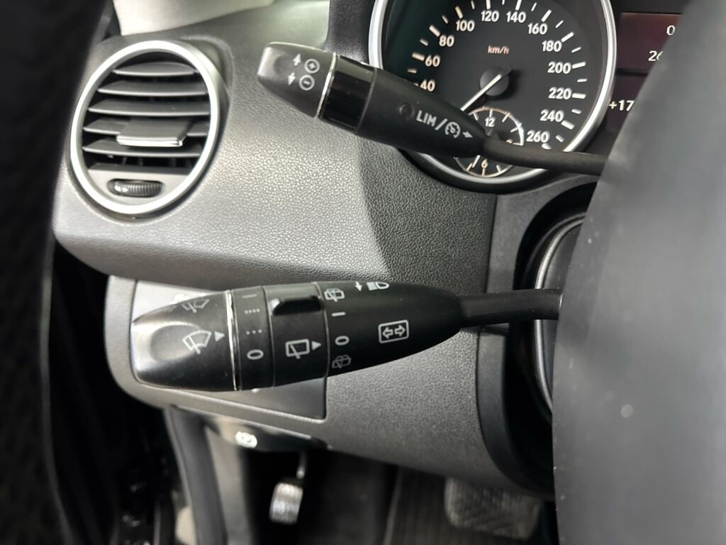 Mercedes-Benz ML 2007 Musta