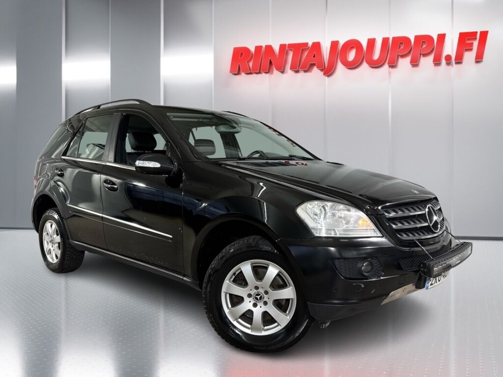 Mercedes-Benz ML 2007 Musta