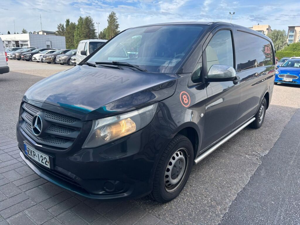 Mercedes-Benz Vito 2015 Musta