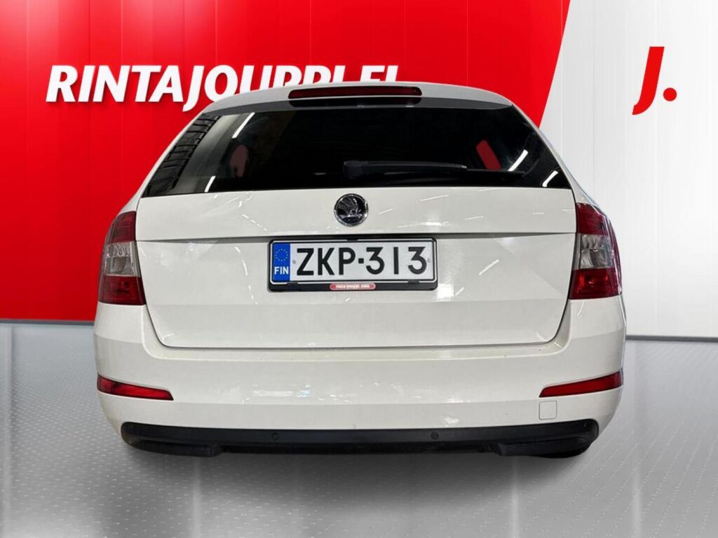 Skoda Octavia 2016 Valkoinen